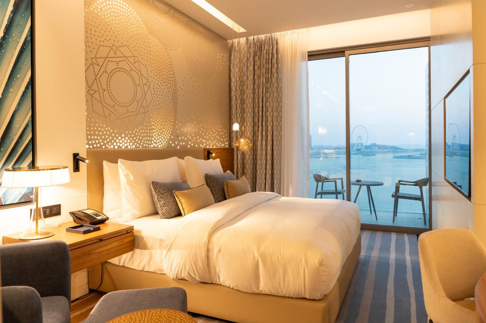 Tumbi West Palm Beach Hotel Dubai,Tapestry Collection Hilton Dış mekan fotoğraf