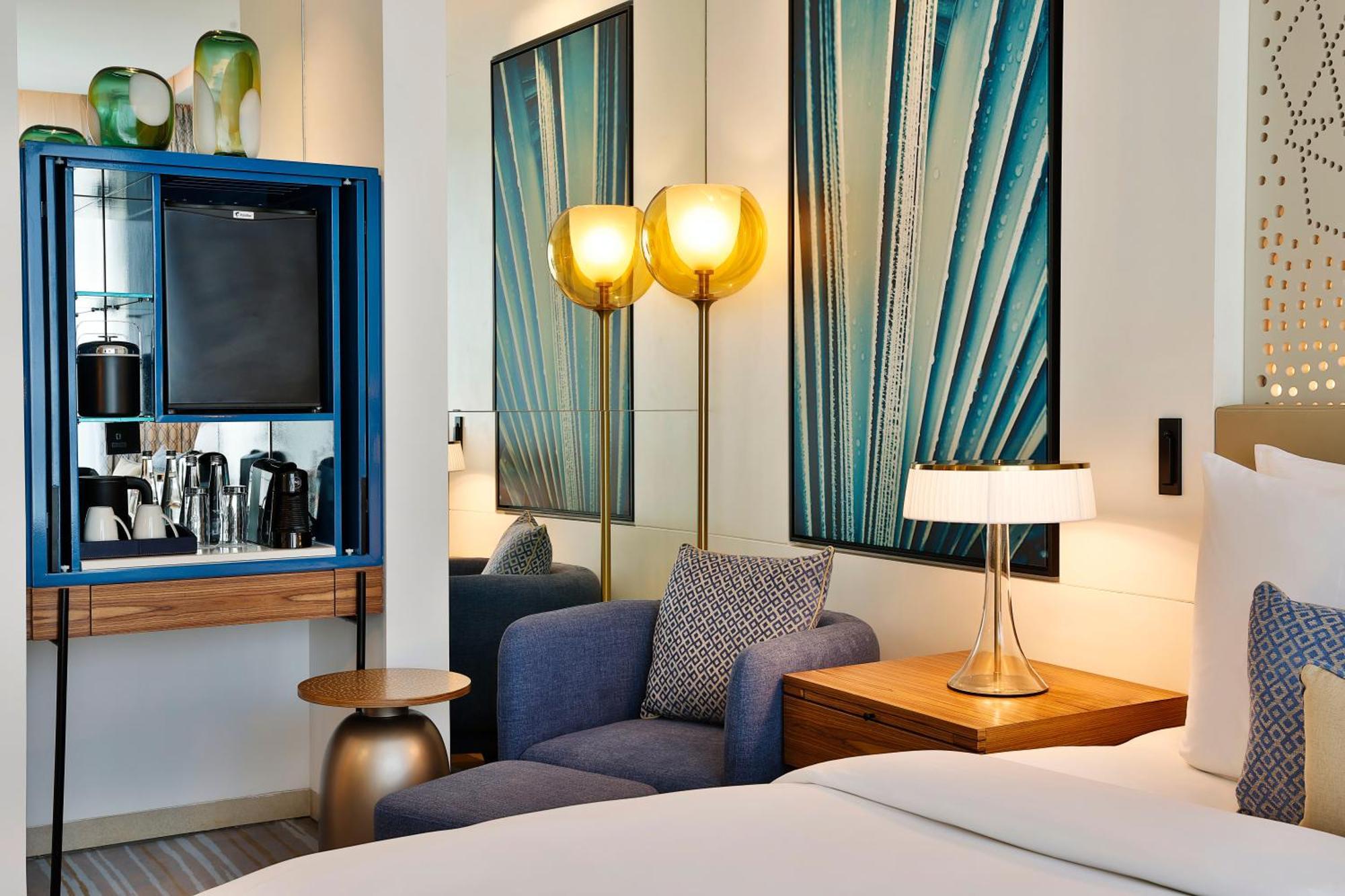 Tumbi West Palm Beach Hotel Dubai,Tapestry Collection Hilton Dış mekan fotoğraf