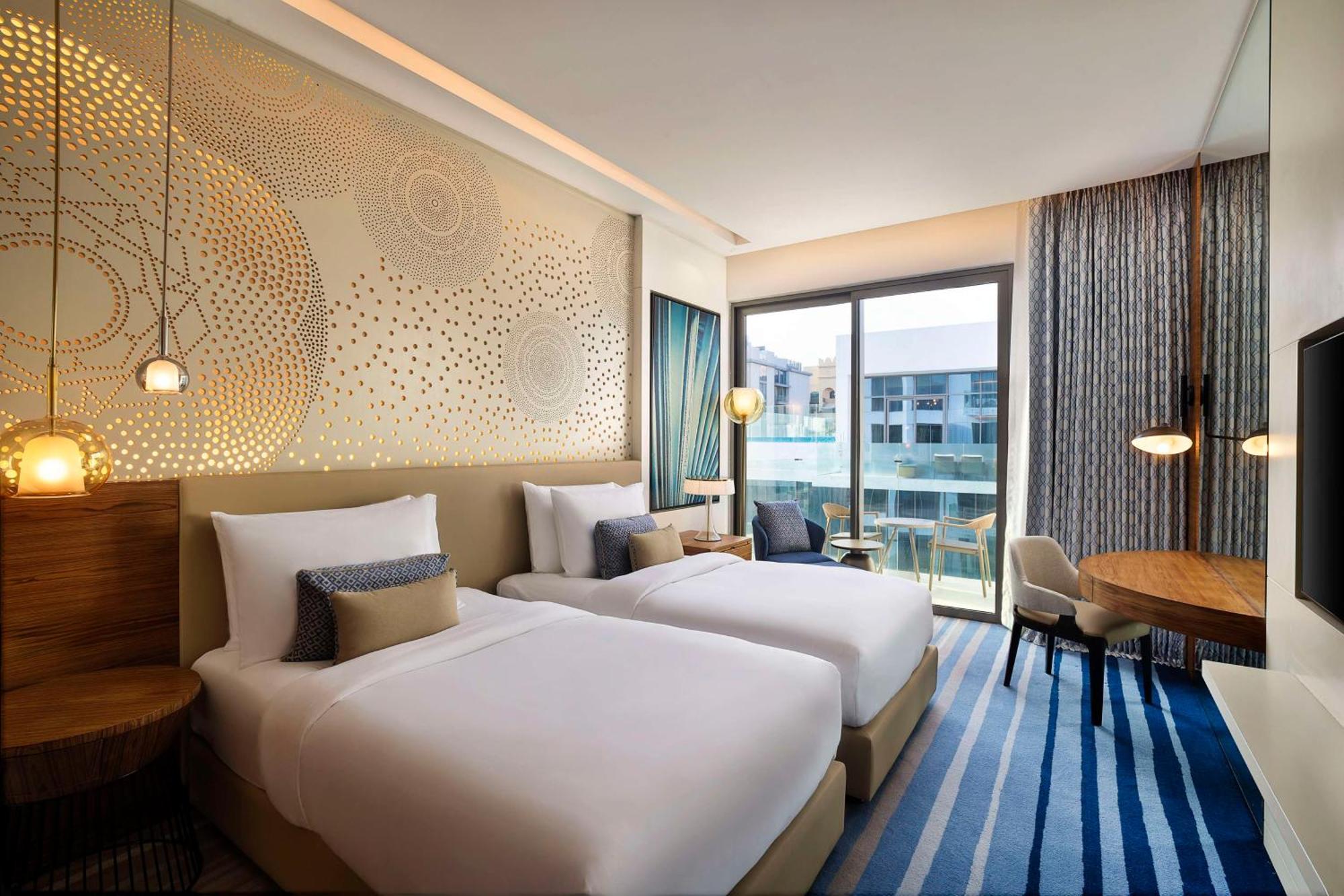 Tumbi West Palm Beach Hotel Dubai,Tapestry Collection Hilton Dış mekan fotoğraf