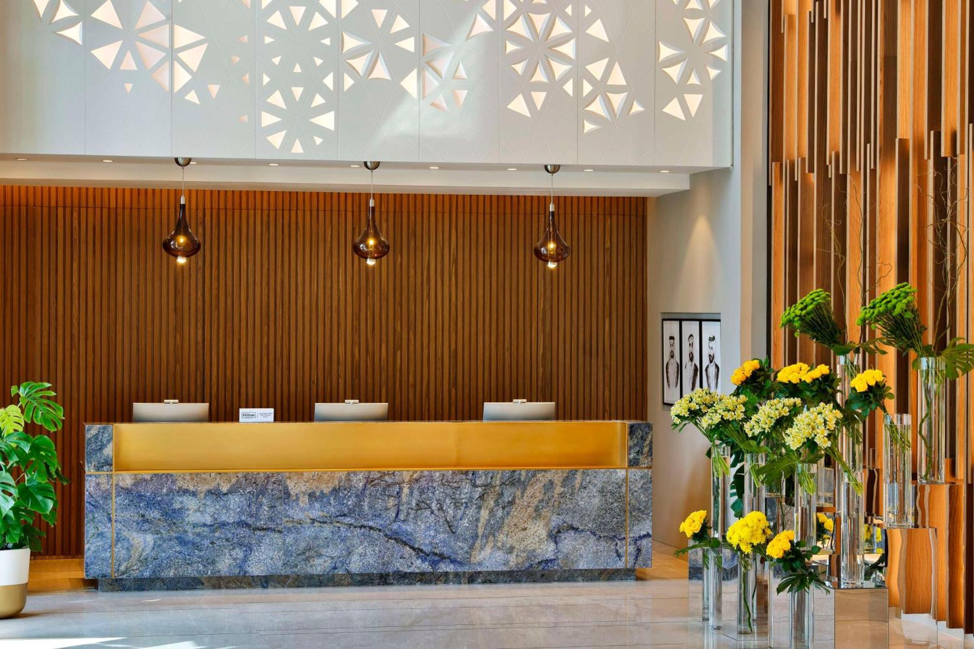 Tumbi West Palm Beach Hotel Dubai,Tapestry Collection Hilton Dış mekan fotoğraf